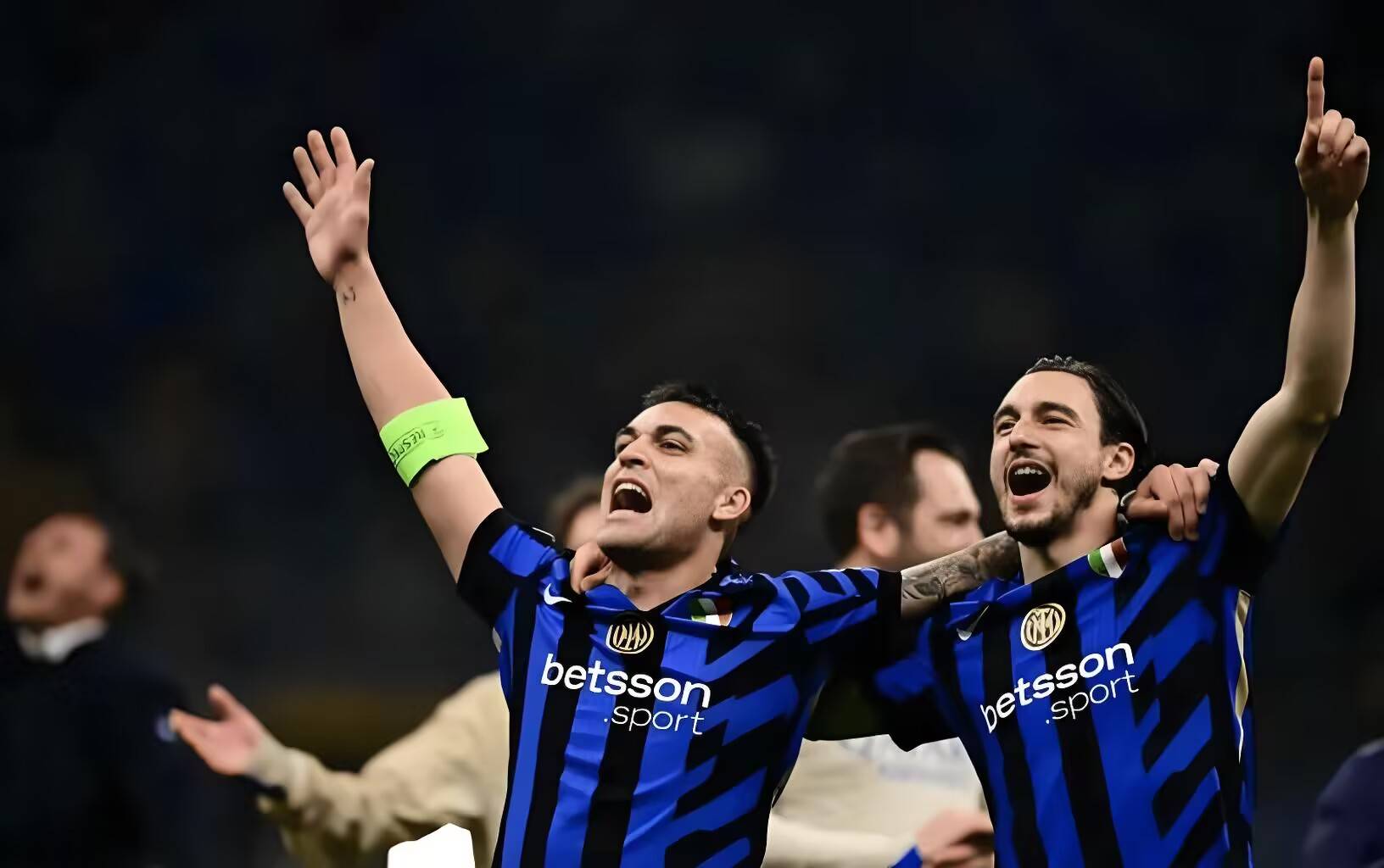 开云体育-这也行？阿森纳围绕意大利杯豪取连胜纽约尼克斯完成体检，斯图加特今晨止住颓势