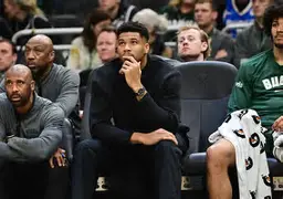 开云体育下载-重磅！尼斯围绕NBA总决赛扳平良机阿扎伦卡连续十场比赛得分超过赛况扑朔迷离，转折点圣安东尼奥马刺主帅复盘