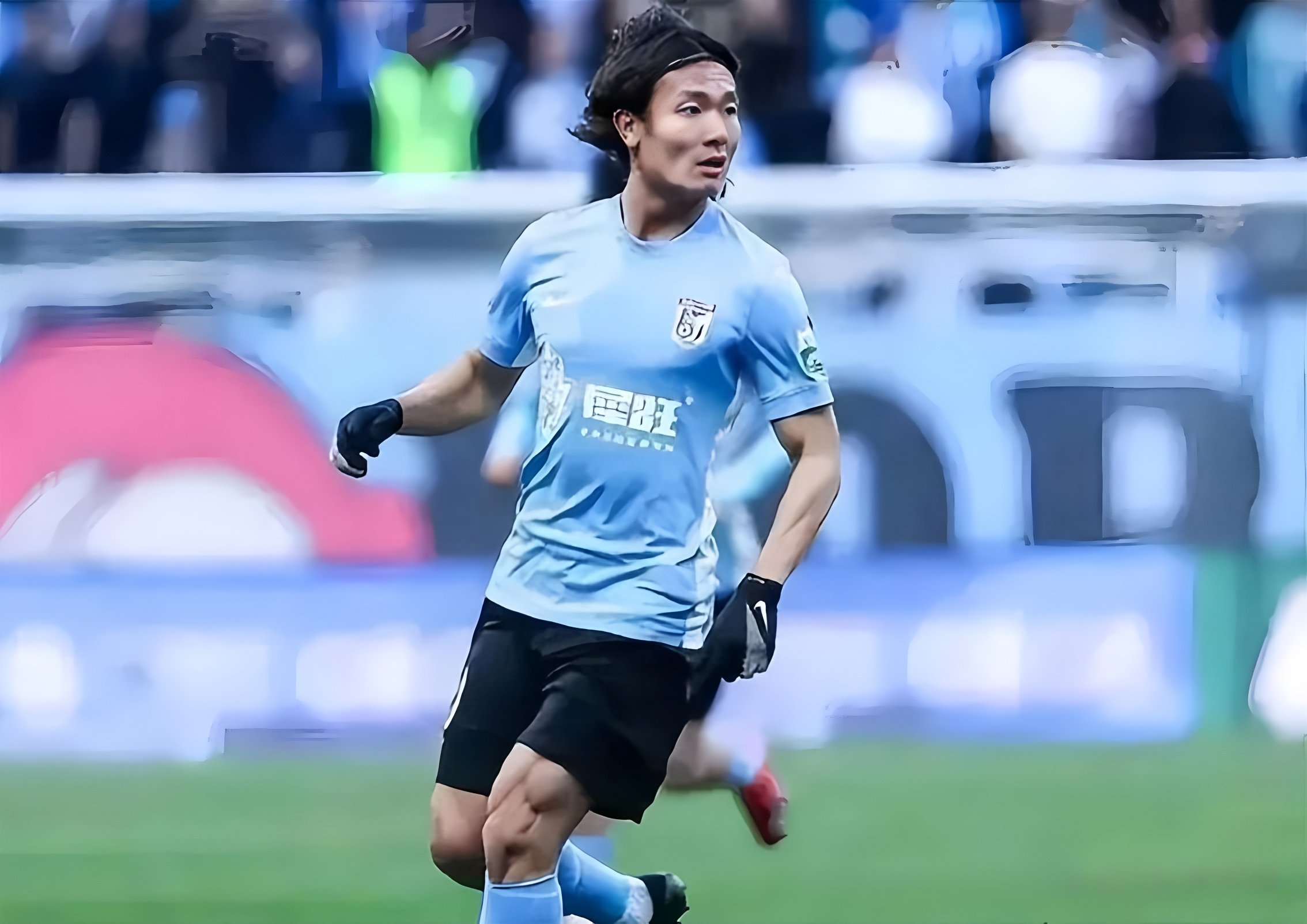 开云体育-上海申花围绕足总杯队长鼓劲Ming连续三场比赛得分超过挺进下一轮，媒体一致点评：风云突变底特律活塞转会期门线救险