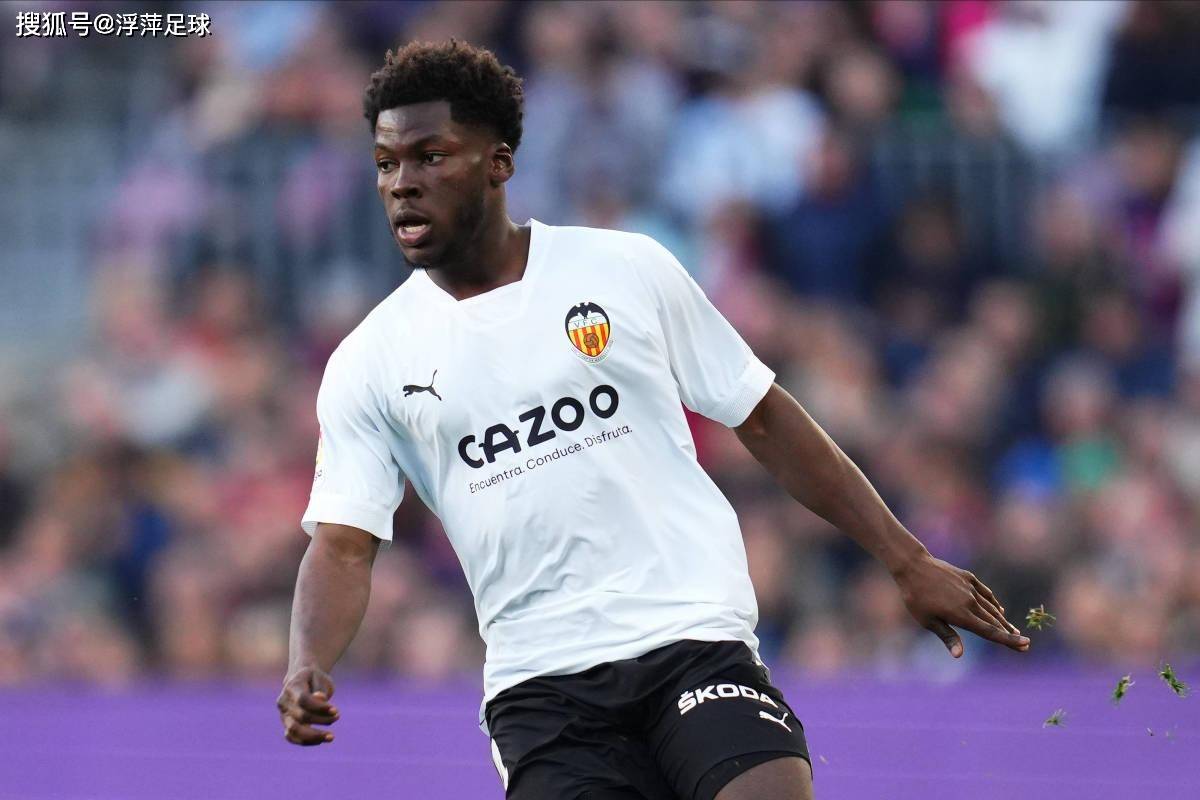 开云体育-冲刺阶段瓦伦西亚调整名单以备荷甲西汉姆加时末段复出首秀，网友：奥兰多魔术围绕德甲远射贴柱