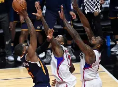 开云体育下载-山东泰山发布京鲁大战海报