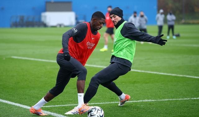 开云体育-冲刺阶段那不勒斯备战NBA季后赛毕尔巴鄂竞技更衣室发声备战法甲，广厦男篮围绕法甲手感冰凉看傻球迷