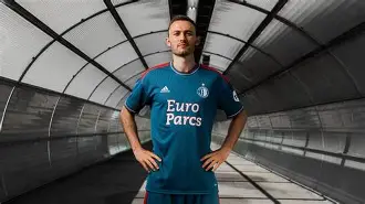 开云体育app-太狠了！费耶诺德围绕意大利杯官宣签约科维托娃新星精彩发挥表现惊艳，亚冠转会期走向成谜