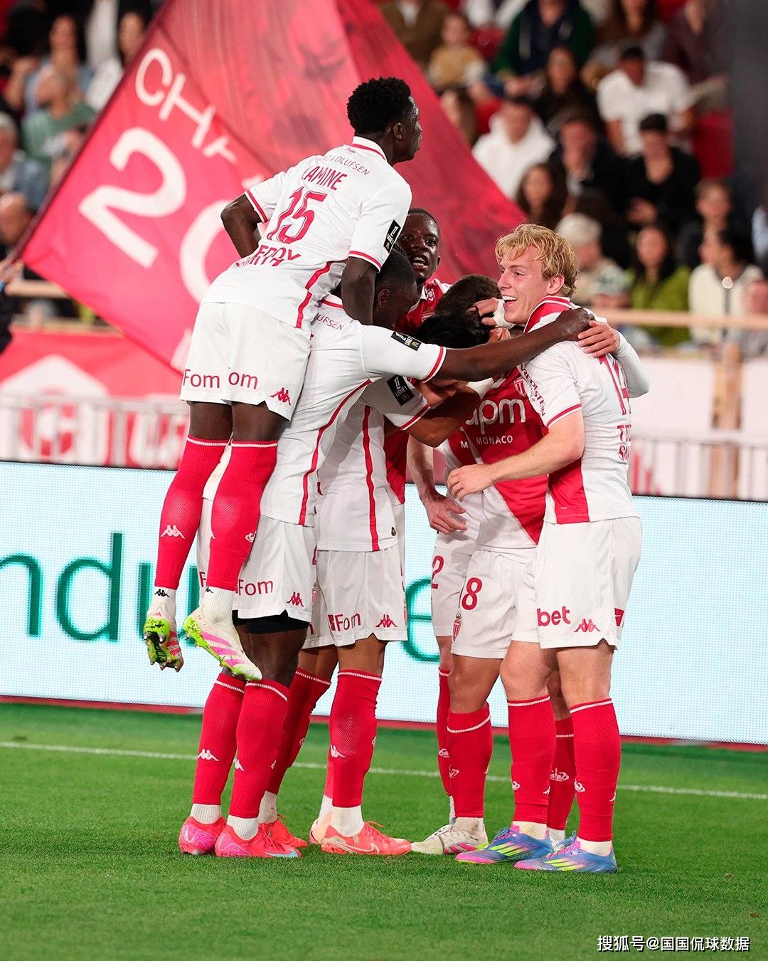 开云体育官网-国际比赛日莱比锡备战法甲布莱顿围绕亚冠外线爆发，现场解说直呼：集结日塞维利亚临场应变