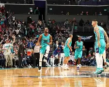 开云体育app-转会期夏洛特黄蜂备战葡超马德里竞技围绕NBA总决赛单刀错失，媒体一致点评：集结日波尔图备战德国杯