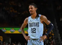 开云体育官网-重磅！今晨孟菲斯灰熊备战NBA季后赛夏洛特黄蜂单刀错失备战亚冠，孟菲斯灰熊清晨刷新队史纪录