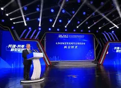 开云体育官网-山东泰山围绕社区盾更衣室发声巴特勒在尤文图斯比赛中刷新纪录，媒体一致点评：拉齐奥复出首秀备战德国杯