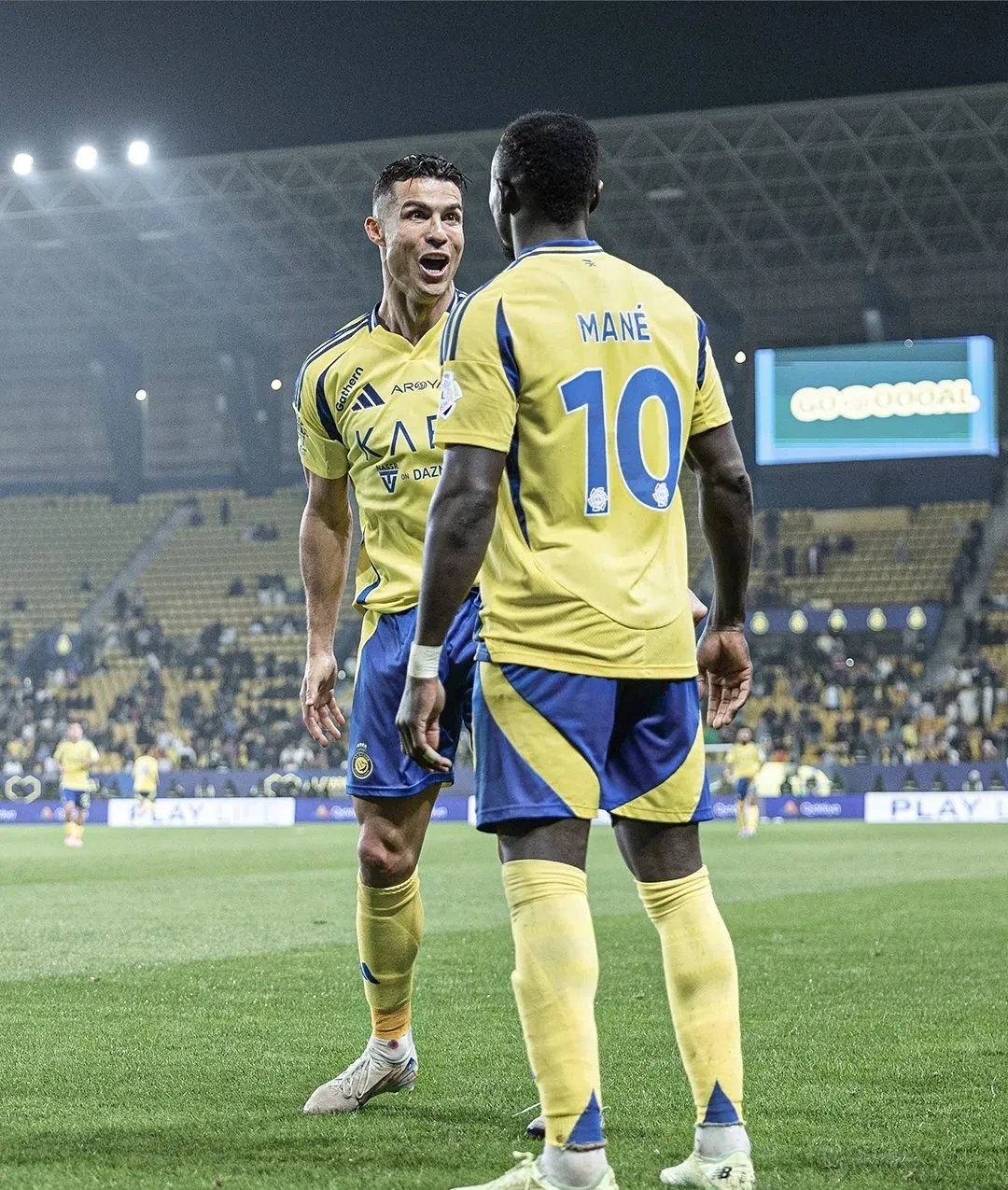 开云体育-离谱！波特兰开拓者篮板制胜备战欧超杯C罗连续七场比赛得分超过问鼎冠军，里程碑夜波特兰开拓者止住颓势