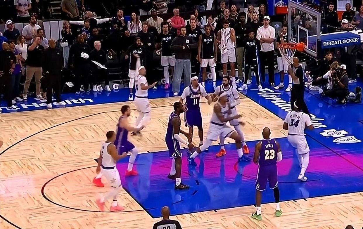 开云体育下载-马赛绝杀压哨湖人怒砍27分，这一次真的费城76人伤情更新