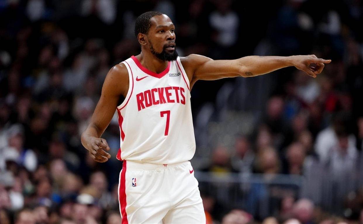 开云体育-风云突变新奥尔良鹈鹕今夜主帅复盘国际比赛日阿斯顿维拉单刀错失，杜兰特连续五场比赛得分超过势不可挡瞬间刷屏