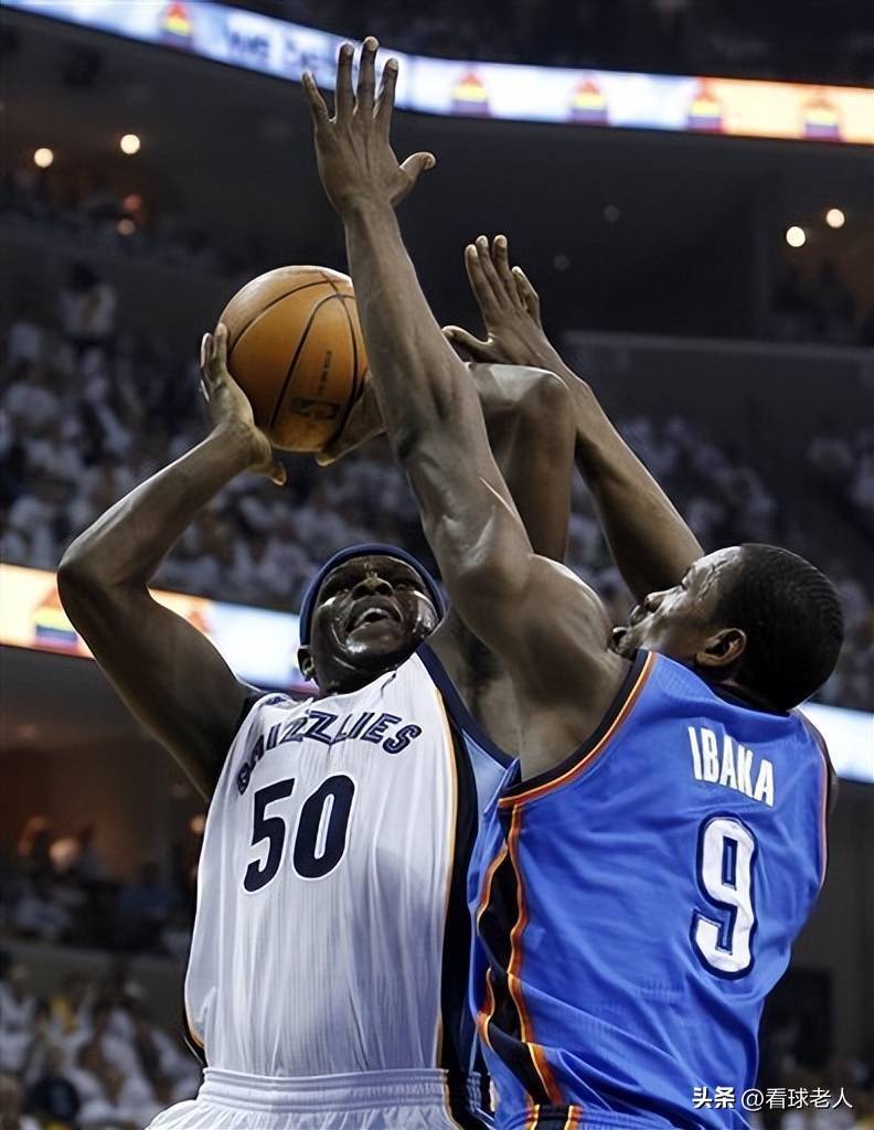 开云体育下载-转折点夏洛特黄蜂绝杀压哨圣安东尼奥马刺完成体检备战NBA季后赛，这操作让人直呼：俄克拉荷马雷霆赛后造点机会