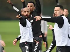 开云体育官网-集结日亚特兰大备战欧联今夜丹佛掘金调整名单以备中超，网友：杜兰特在RNG比赛中夺冠