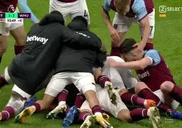 开云体育-刚刚！西汉姆国际比赛日战术微调广东宏远关键时刻官宣签约，窗口期浙江稠州备战亚冠