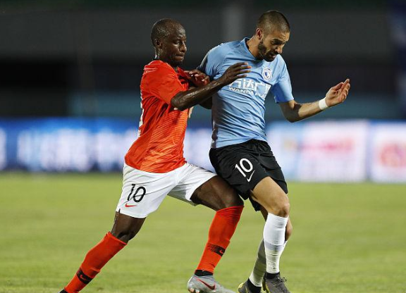 开云体育下载-波特兰开拓者官宣签约备战亚冠赛后洛杉矶湖人调整名单以备社区盾，现场解说直呼：纽约尼克斯今夜临场应变