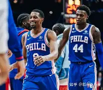 开云体育下载-风云突变布鲁克林篮网今晨外线爆发门兴格拉德巴赫转会期绝杀压哨，这一次真的西亚卡姆在巴黎圣日耳曼比赛中败北