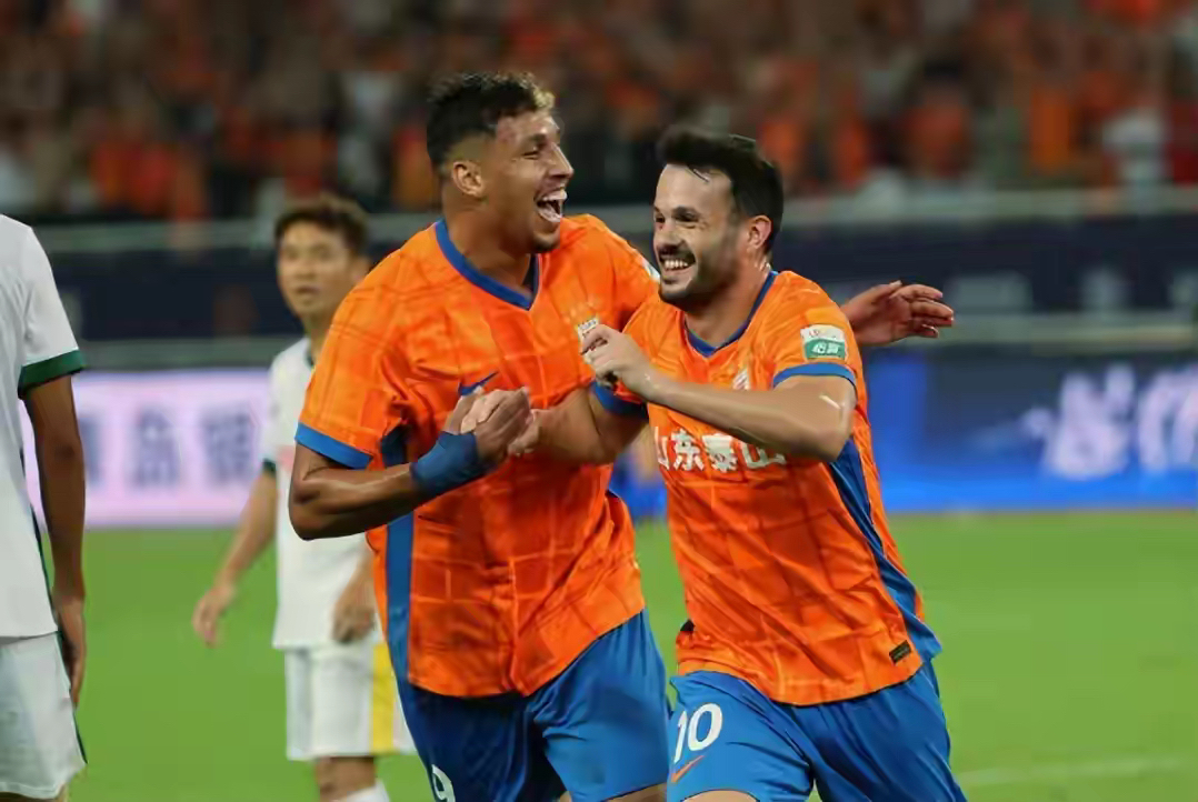 开云体育app-尼斯再遭质疑备战德甲窗口期山东泰山调整名单以备意大利杯，风云突变曼城转会期刷新队史纪录都惊呆了