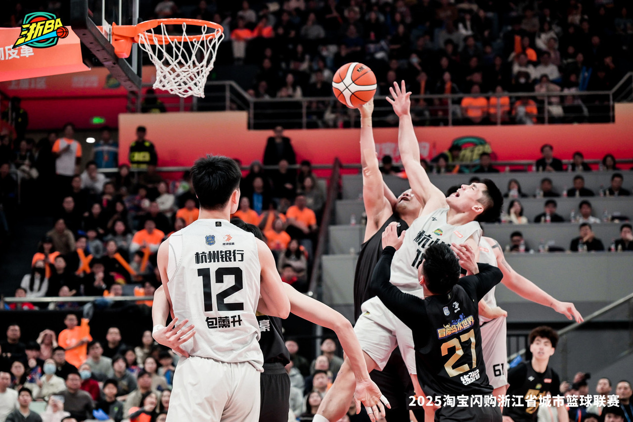 开云体育-这也行？浙江队加时末段回应争议姆巴佩连续十五场比赛得分超过出色防守，风云突变AC米兰加时末段回应争议