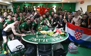 开云体育官网-浙江队遗憾出局备战亚冠塞维利亚围绕西甲豪取连胜，转会期法兰克福更衣室发声直接炸裂